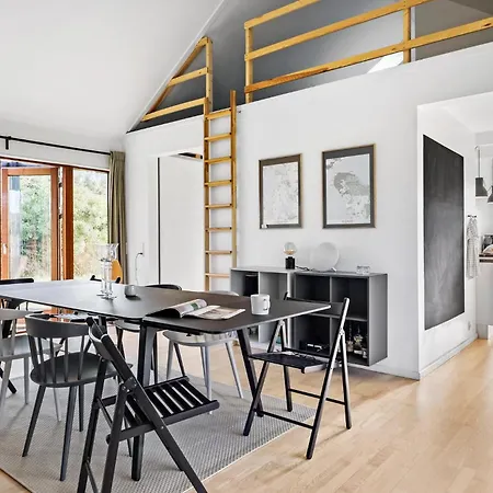 בית נופש In With Kitchen